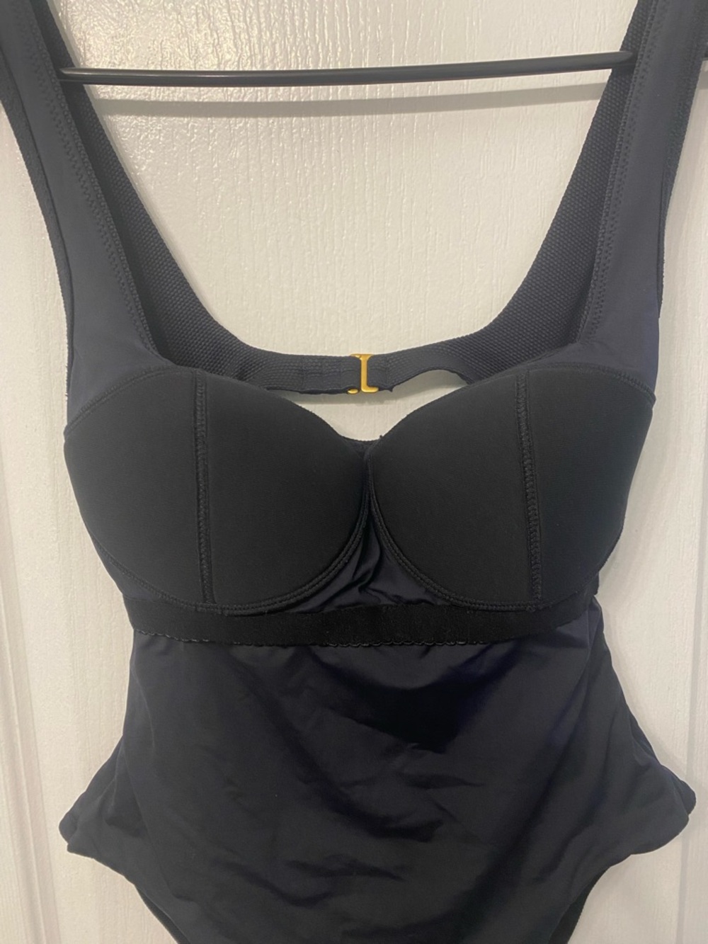 L*Space Balboa One-Piece Classic
Swimsuit Black Women's Size XL - Picture 8 of 12